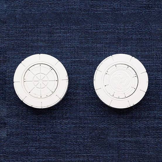 KADO ICHIKA Wagashi Nerikiri Base Holder 流菓台