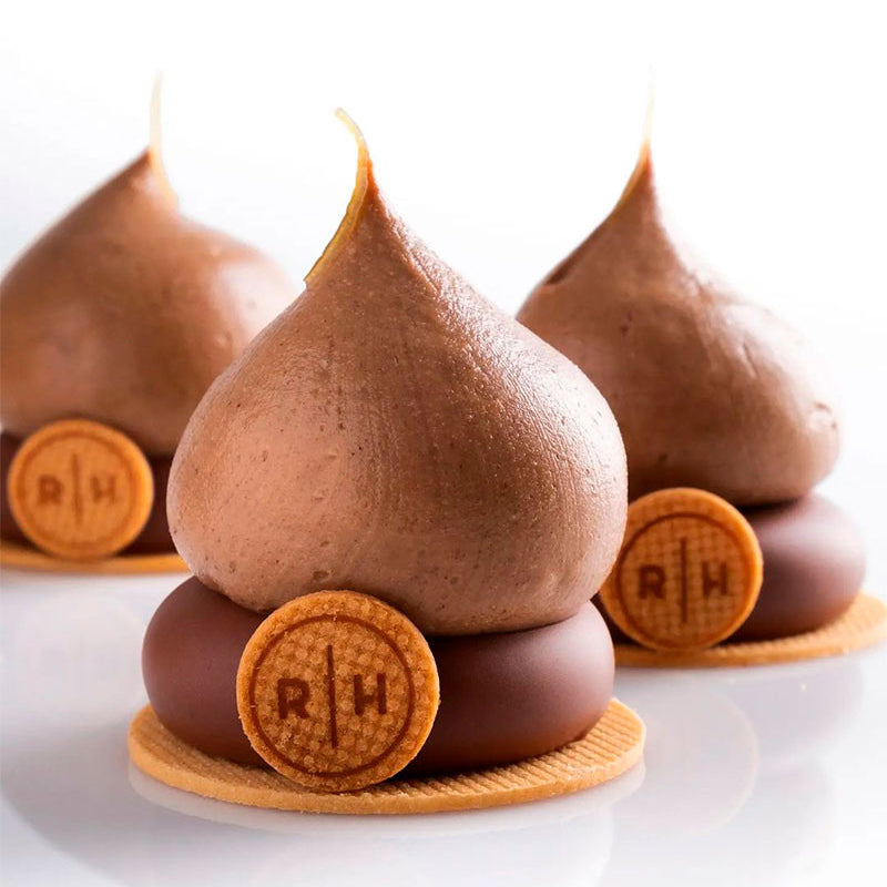 ADAPT: A Unique Pastry Concept by Richard Hawke (EN/FR)