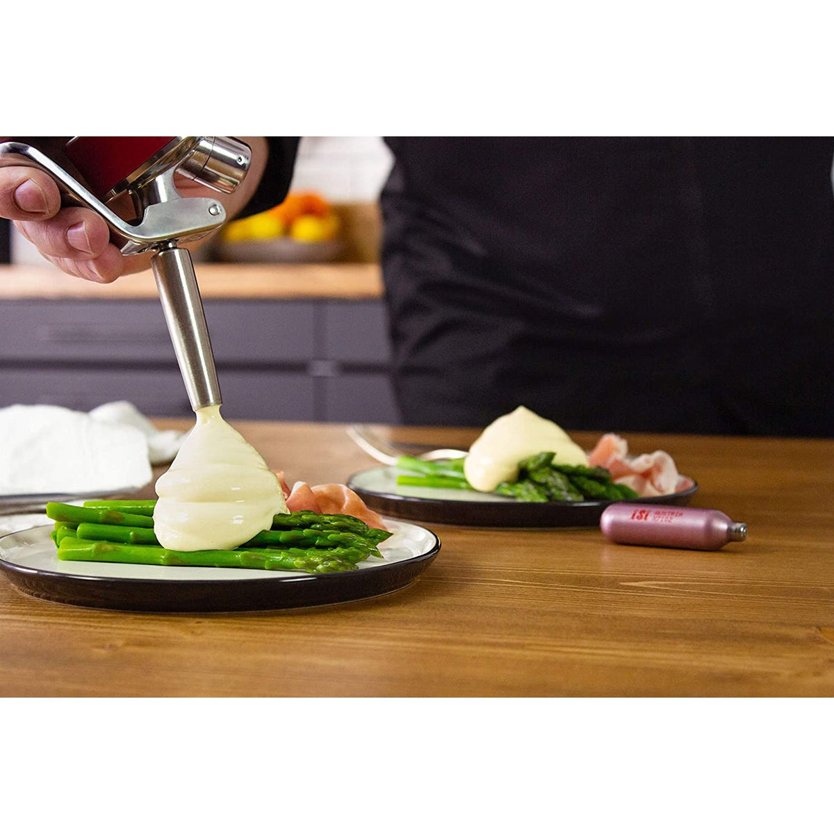 White whipped cream made by iSi Gourmet Whipper 0.5L