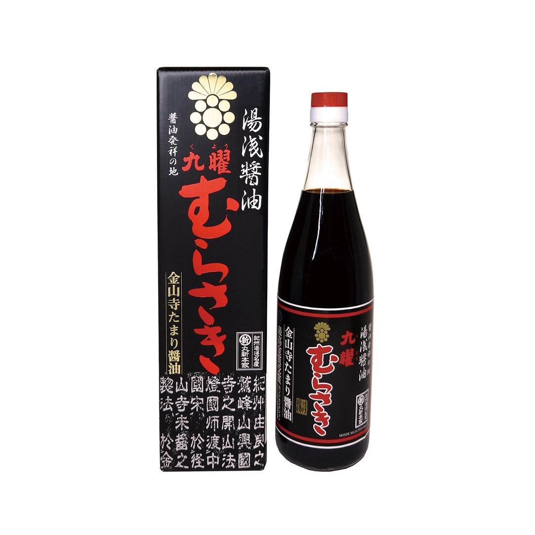 A bottle of Kuyou Murasaki soy sauce next to its packaging, with Japanese text and branding.