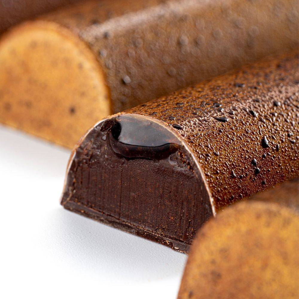 CACAO BARRY Inaya 65% – Dark Chocolate Couverture (5kg)