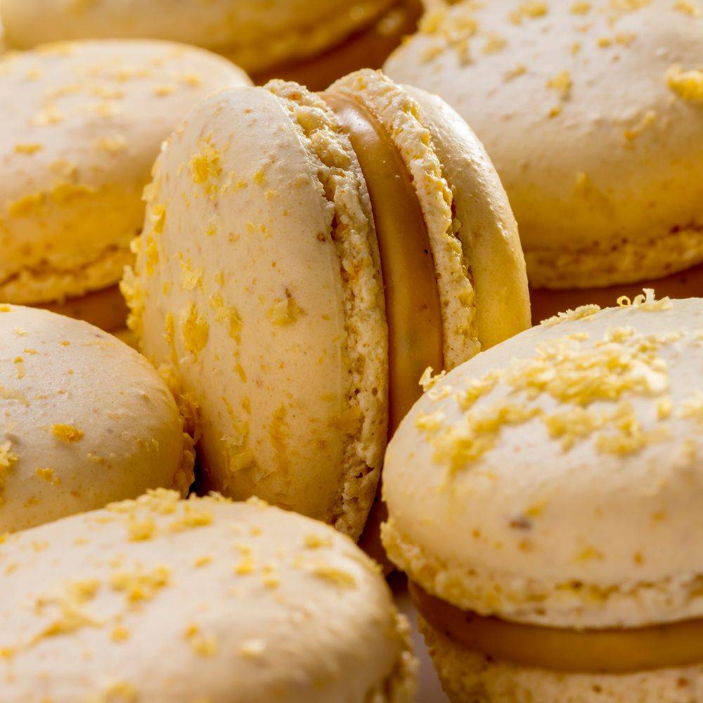 CACAO BARRY Zephyr Caramel 35% – White Chocolate Couverture (2.5kg)