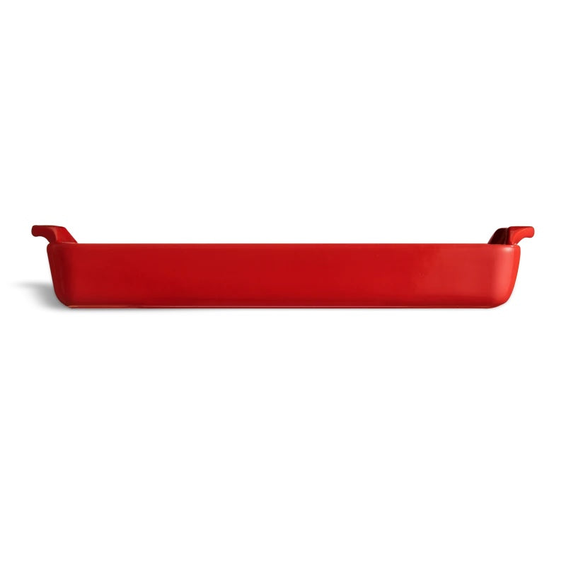 Emile Henry red grand cru focaccia bread baker with handles on a white background