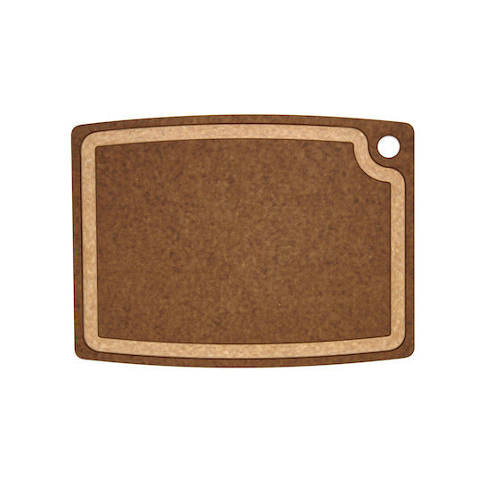 Nutmeg Epicurean gourmet series cutting board with juice groove on a white background