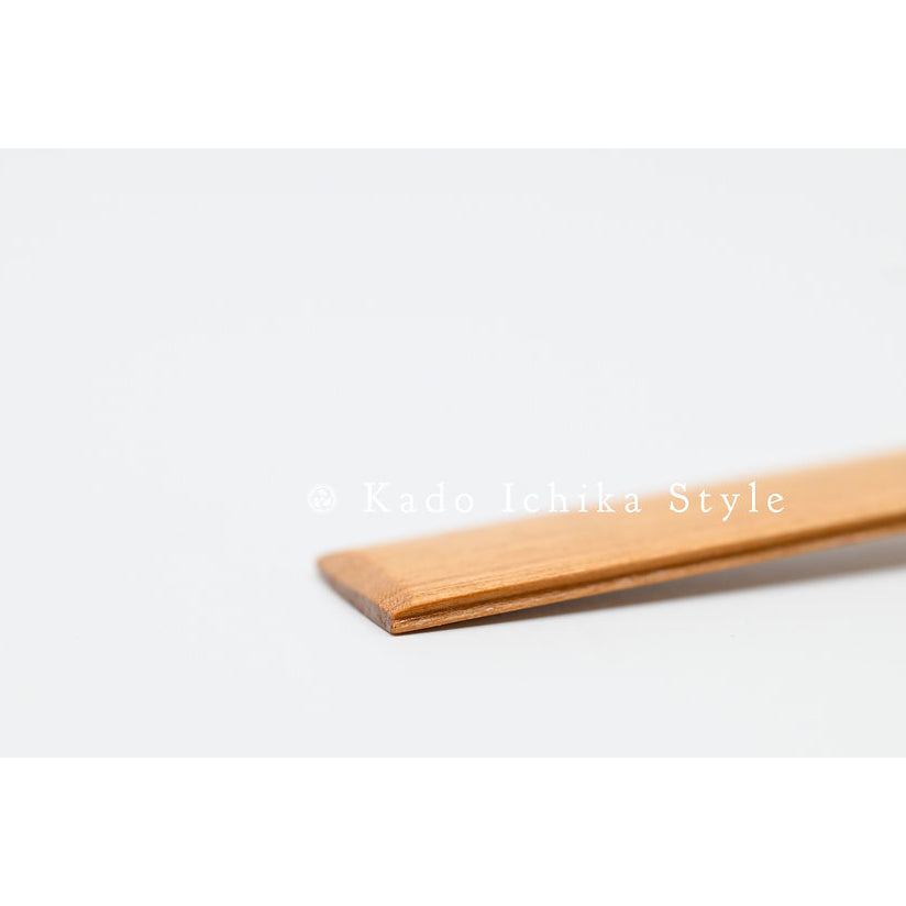 KADO ICHIKA Premium Sakura Wood Ichimonji, Flat Head Stick ⼀⽂字ベラ
