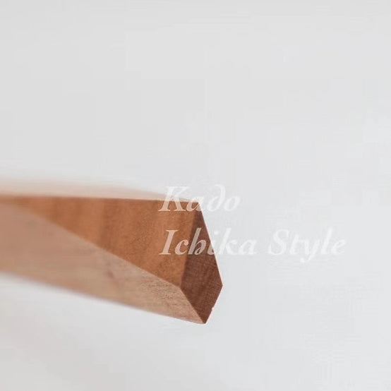 KADO ICHIKA Premium Sakura Wood Triangular Rod with 7mm pistil 七ミリ三⾓棒 菱形タイプ