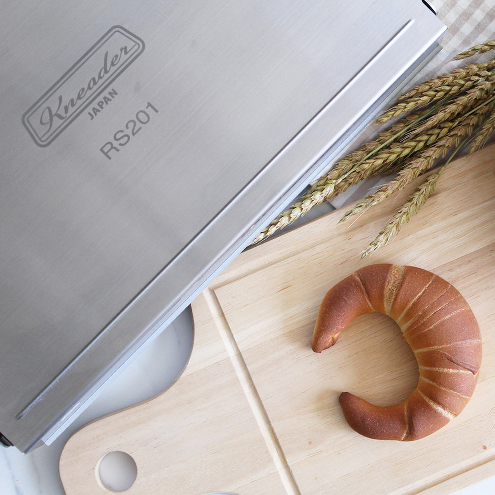 KNEADER RS201 — Folding Manual Dough Sheeter