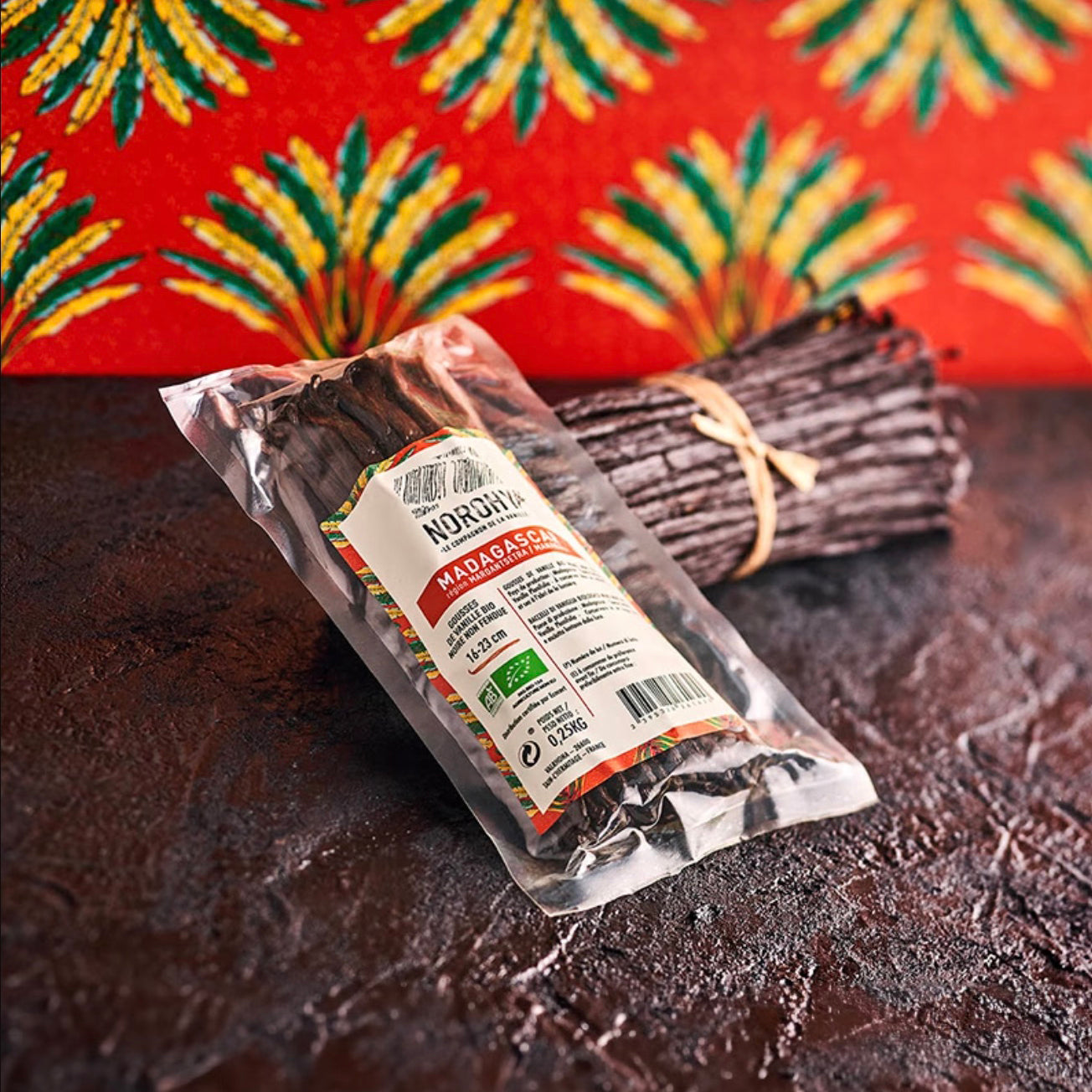 NOROHY Organic Madagascar Vanilla Beans, 125g