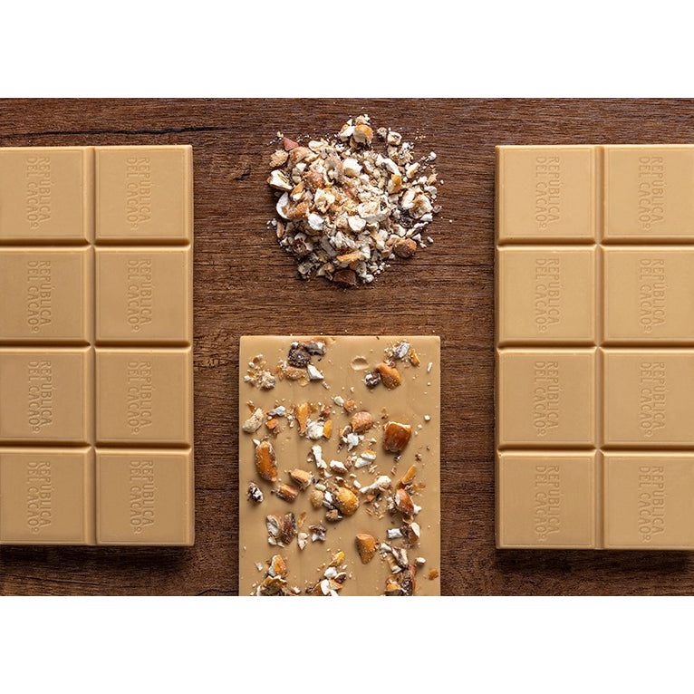 REPUBLICA DEL CACAO Ecuador 33% with Roasted Corn – White Chocolate Couverture