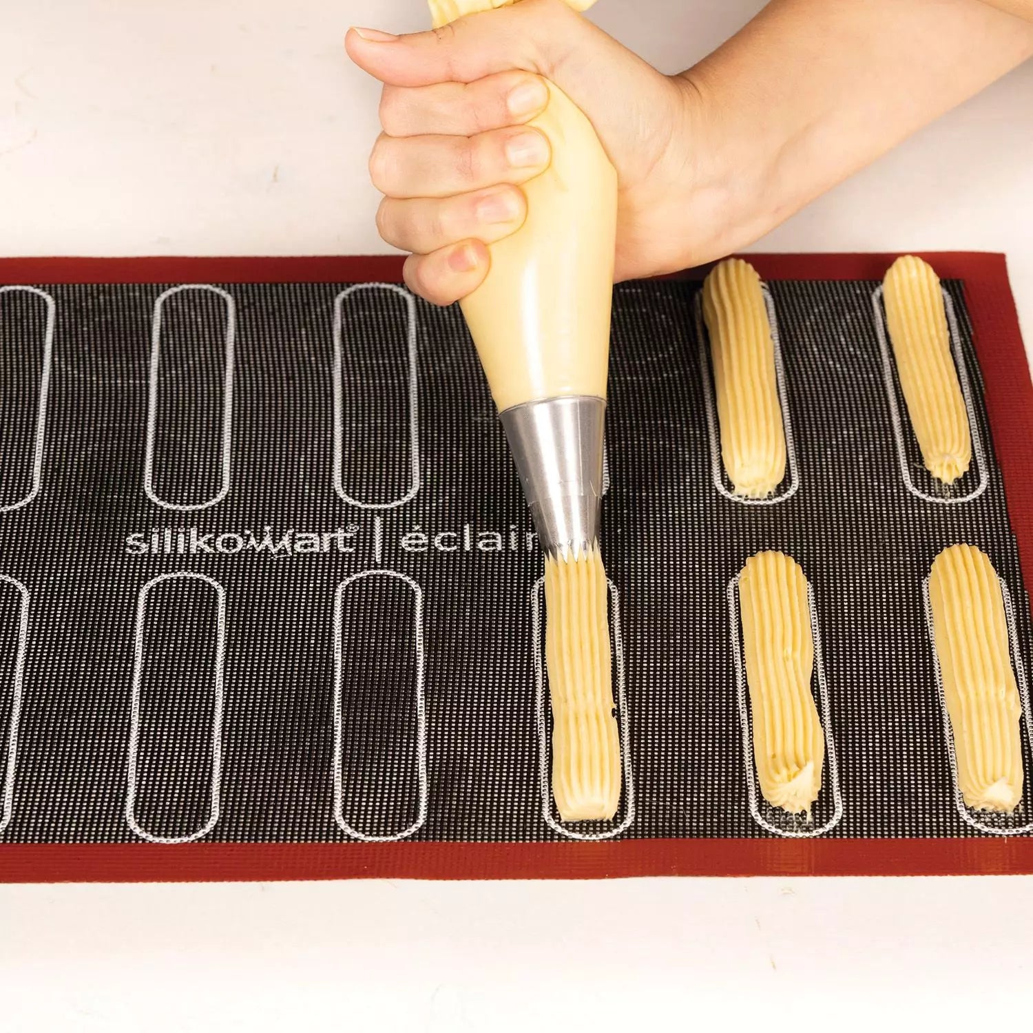 SILIKOMART Air Mat Éclair & Choux Micro-Perforated Baking Mat 400 x 300 mm 40.113.99.0000