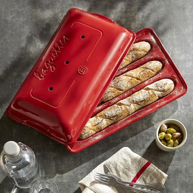 EMILE HENRY Baguette Baker