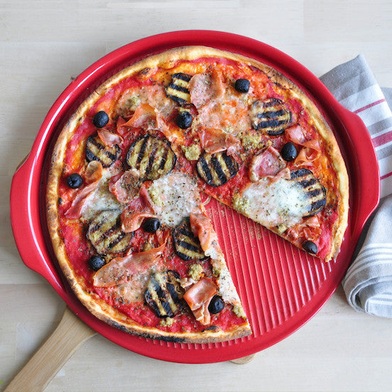 EMILE HENRY Ridged Pizza Stone